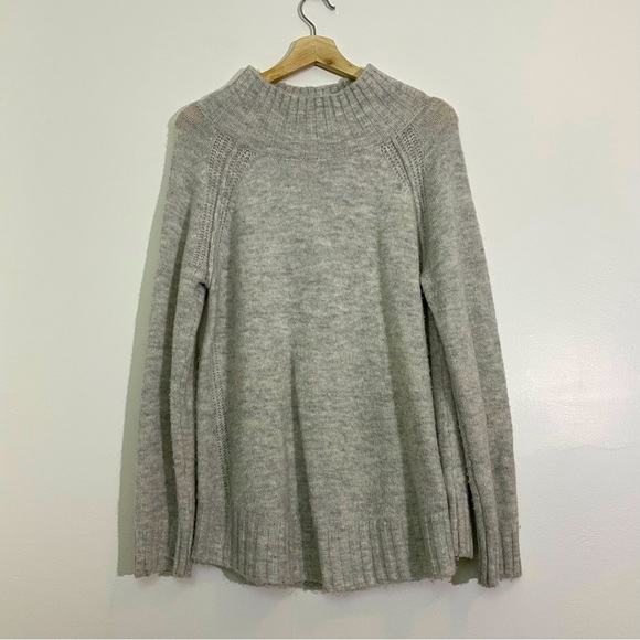 Jones New York | Wool Blend Pull-Over Sweater - Picture 1 of 10